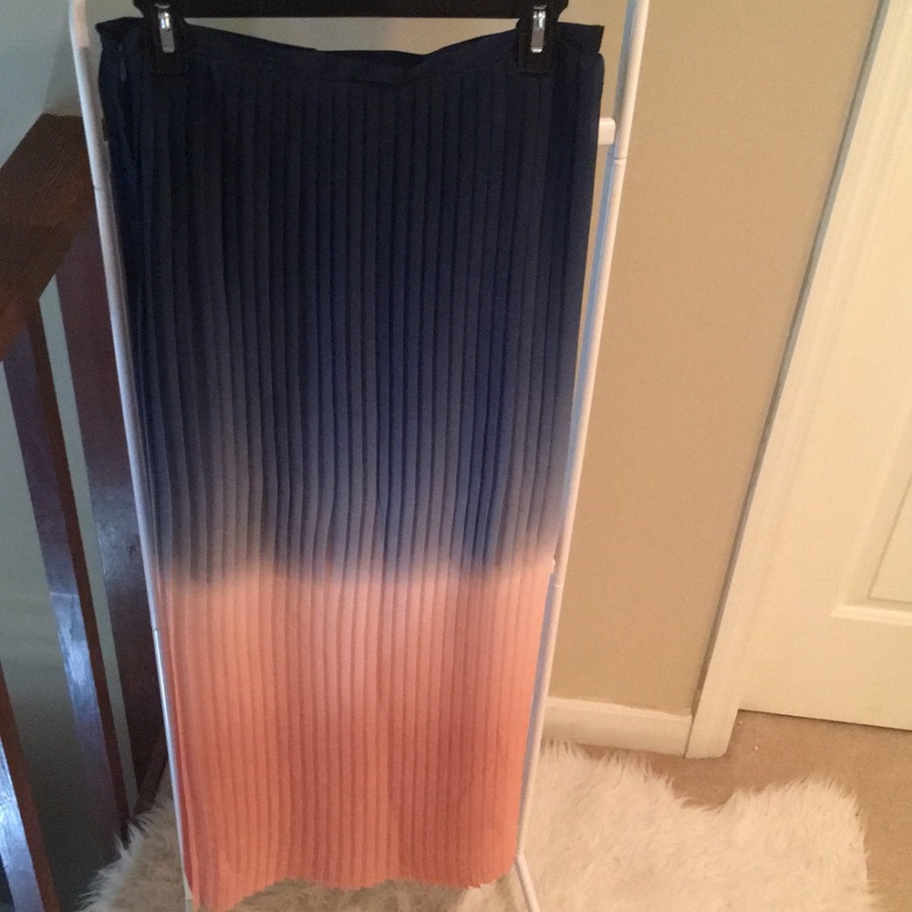 Maxi skirt pleated ombré